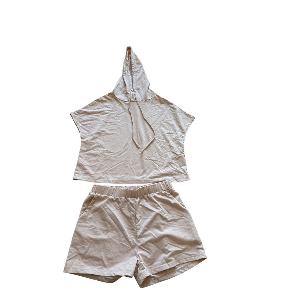 Shein Two Piece Beige Hooded Short Sleeve Shorts Set Size Medium